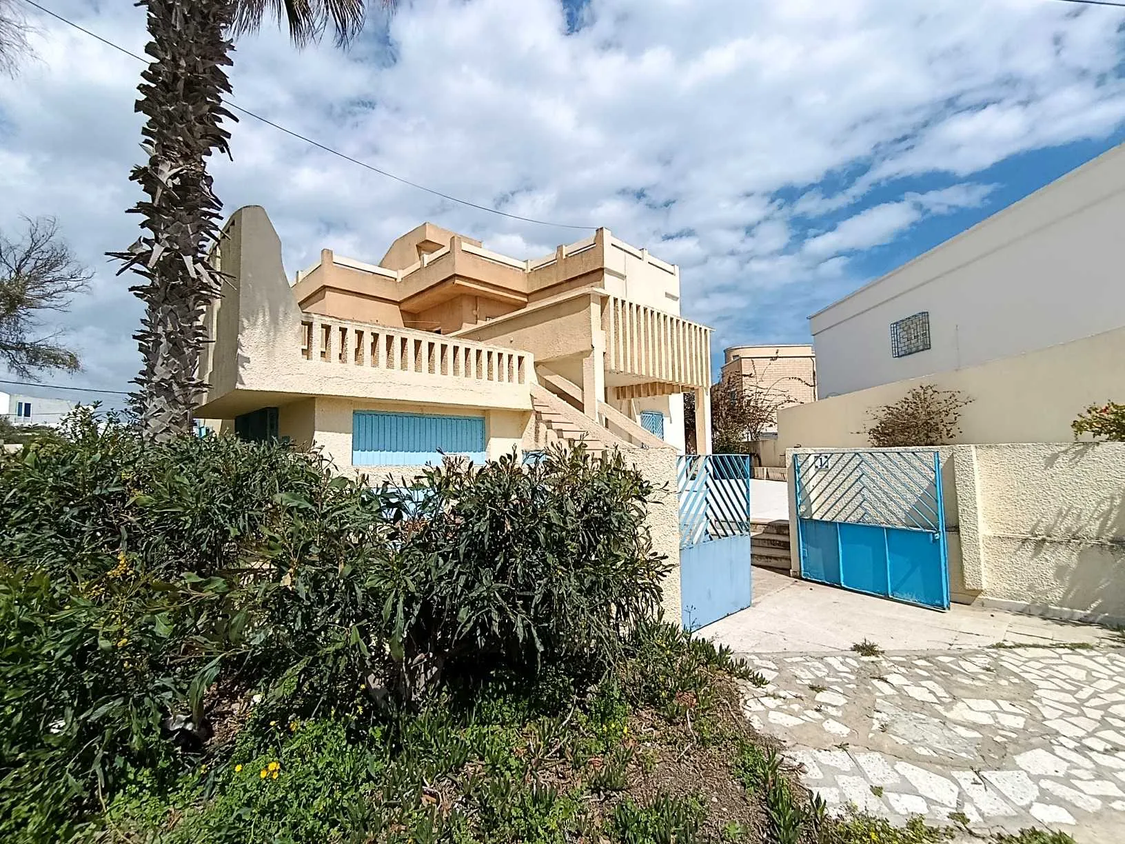 Un Villa à Plage Korba - Vue Mer à 50 m de la plage