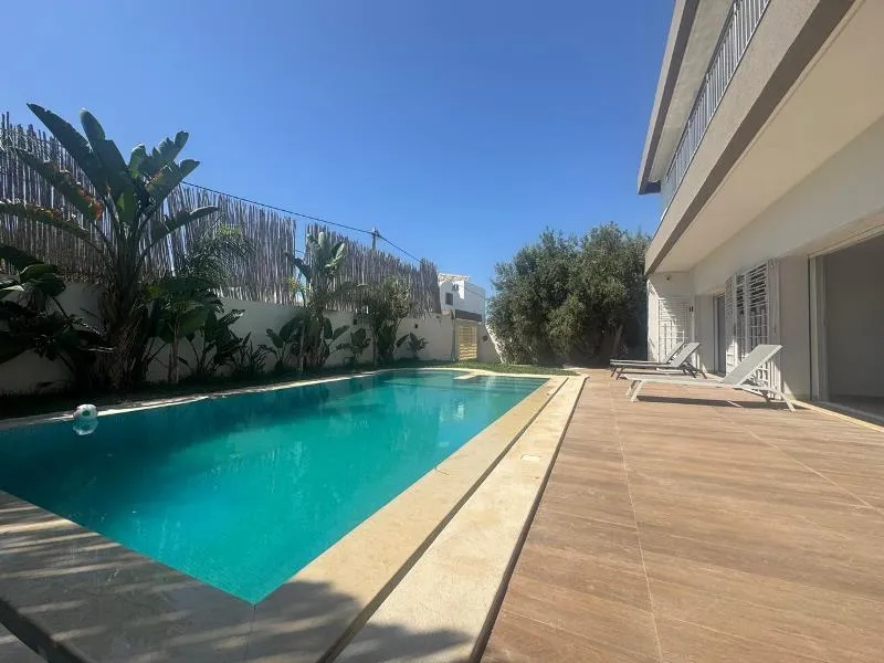 Villa EMIR(Réf: L3252)