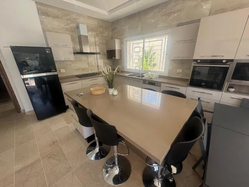Villa EMIR(Réf: L3252)