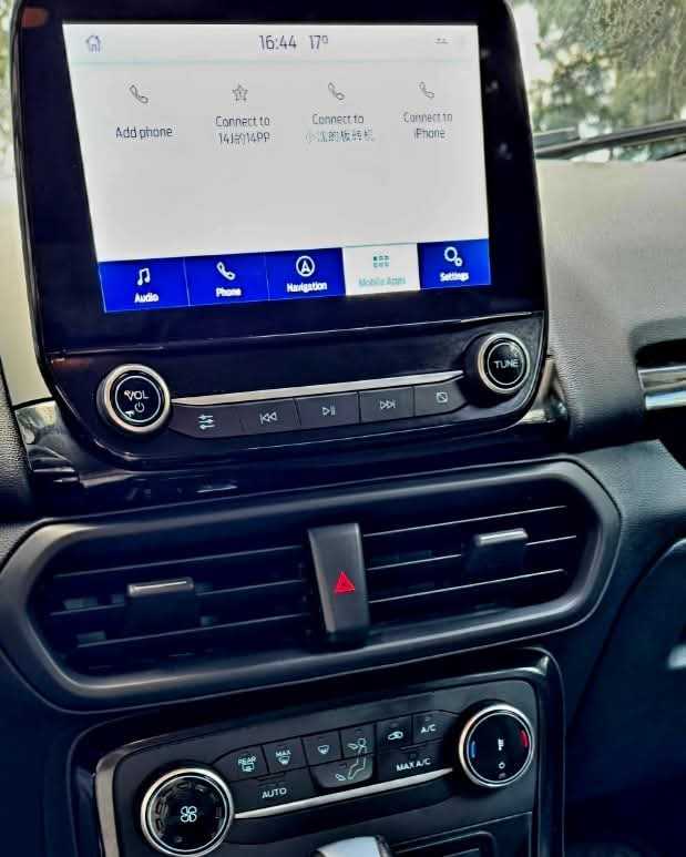 đ Ford Eco Sport essence 2022/10 đ