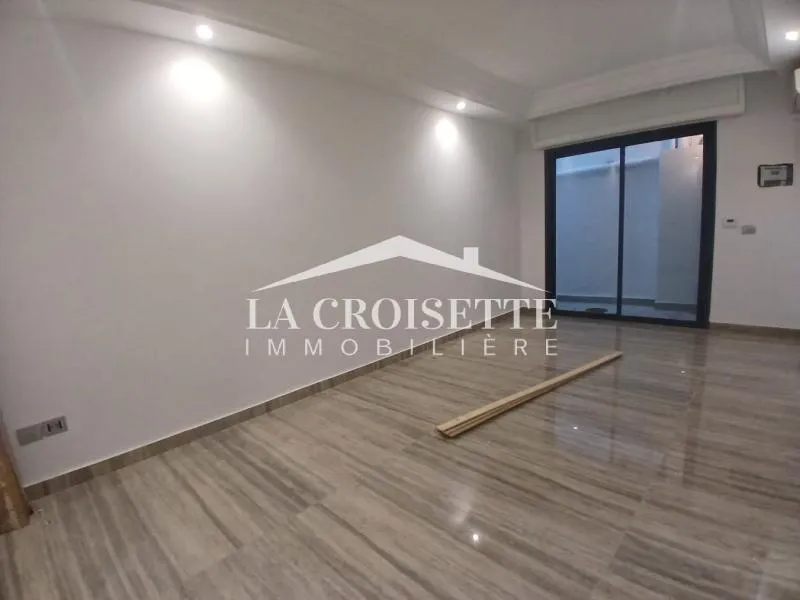 Rez-de-chaussée de villa S+3 à La Marsa MRCL0337