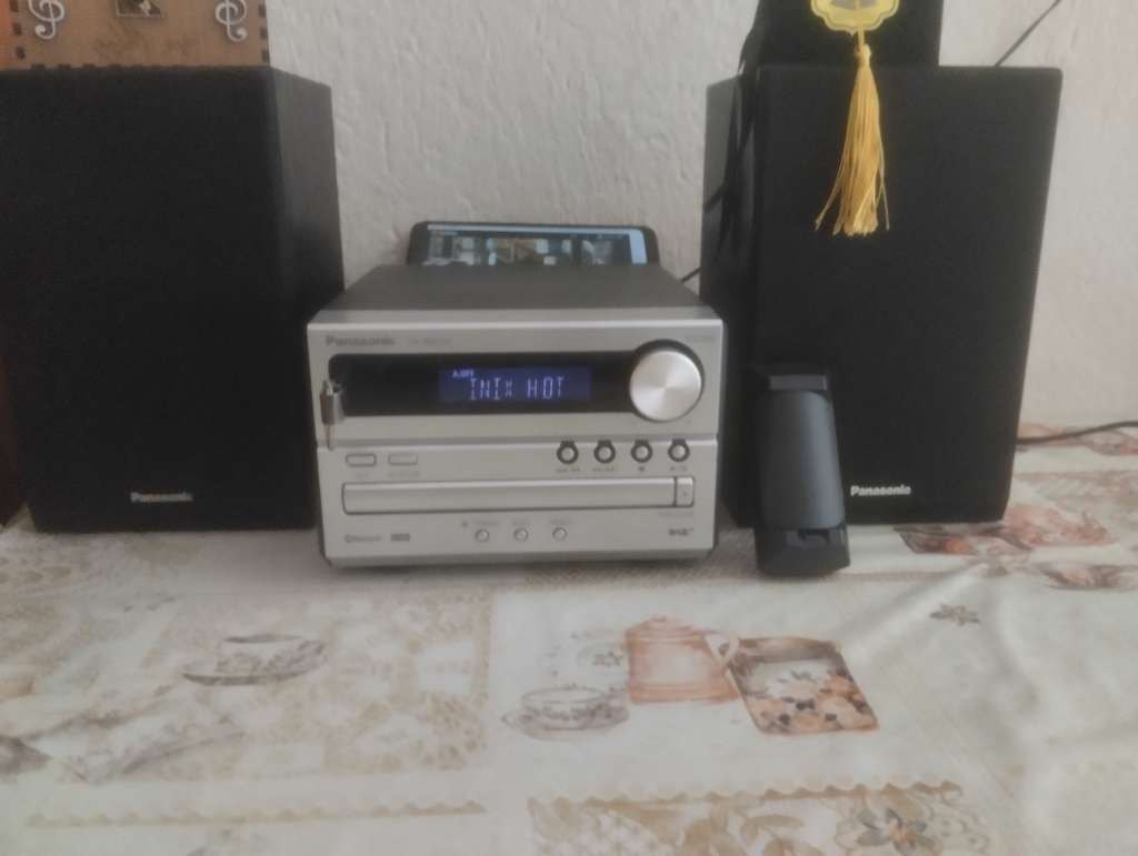 Hifi Panasonic Bluetooth steaming music dab