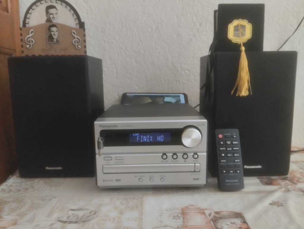Hifi Panasonic Bluetooth steaming music dab
