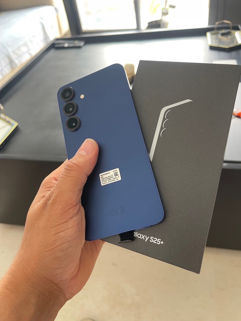 Samsung s25 256G Europe