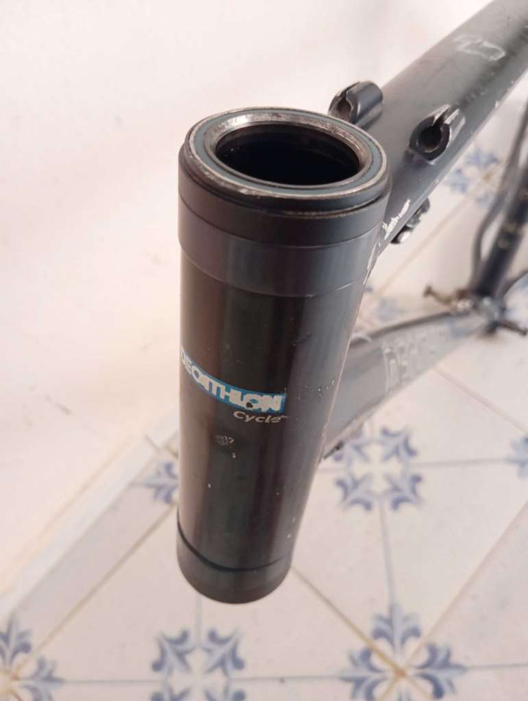 2 cadre vélo aluminium taille L roue 26 