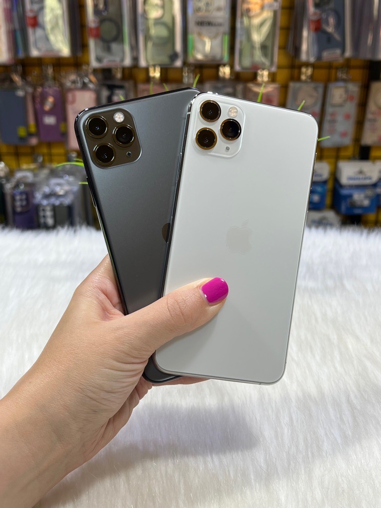 iPhone 11 Pro Max 256Gb batterie +90% + chargeur بلاش