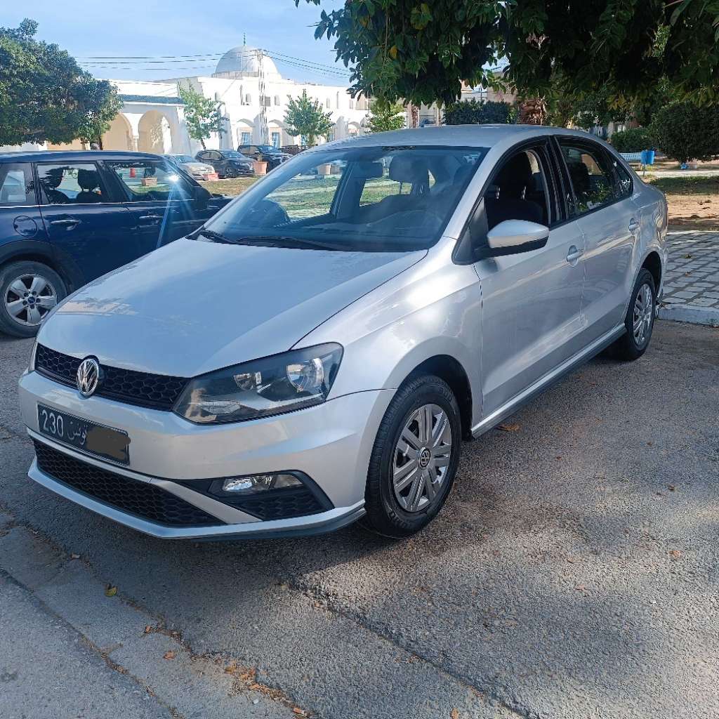 Polo Sedan Trandline Neuf