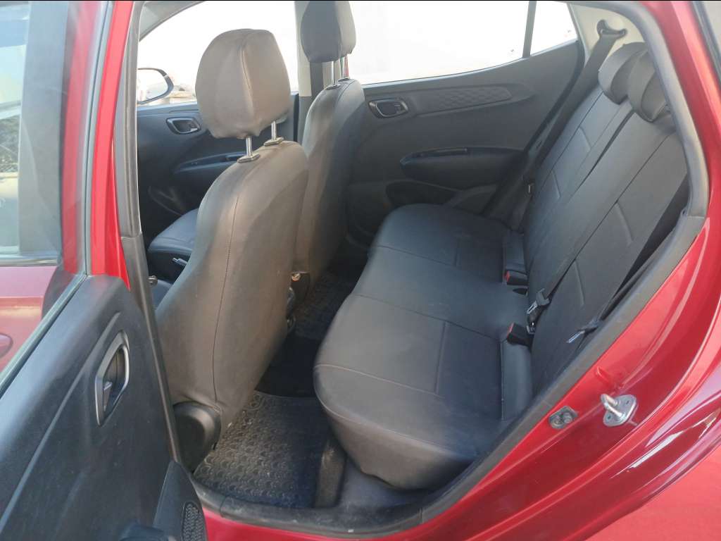 HYUNDAI GRANDE i10 ESSENCE Tel 24 313 594 