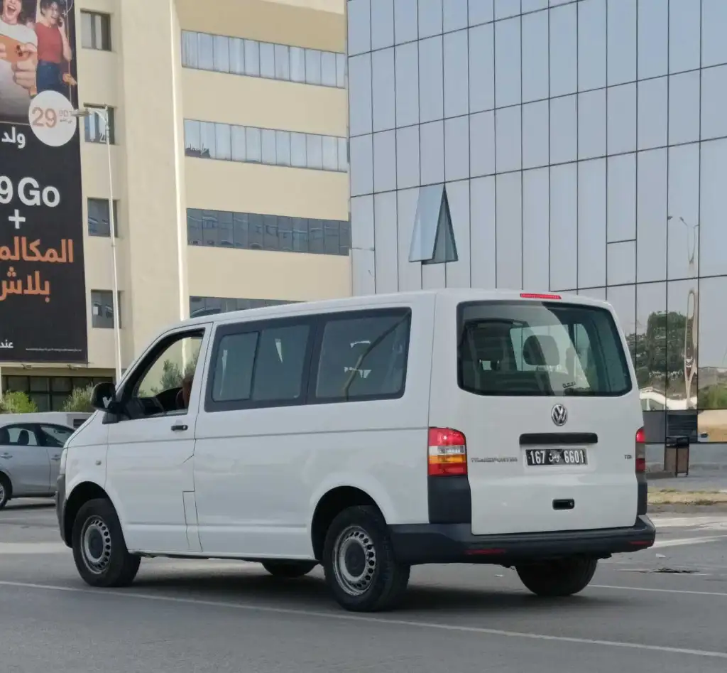 volkswagen transporter T5 ✅ 9 places