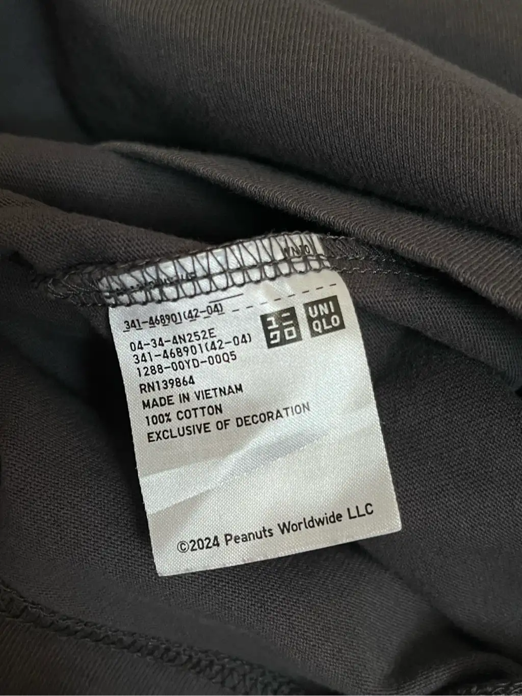 uniqlo x snoopy
