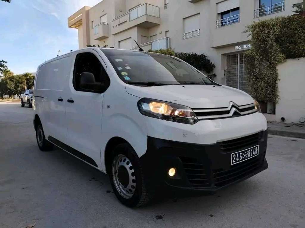 A VENDRE OU ÉCHANGE CITROËN JUMPY IMPORTÉE TOUTE OPTION 3 PLACES
