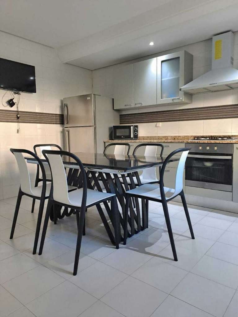 Particulier L Apt S4 meublé Neuf proche lac2 