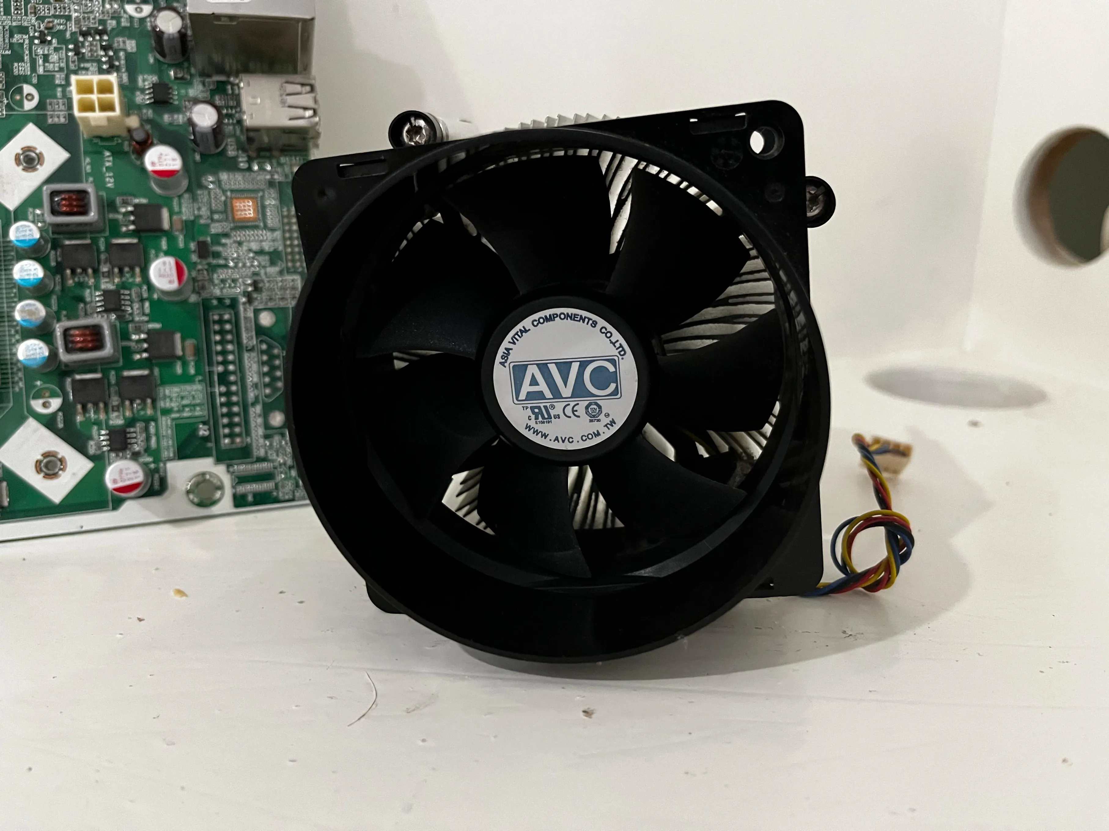 💥 Kit PC complet à petit prix – 100 DT seulement !