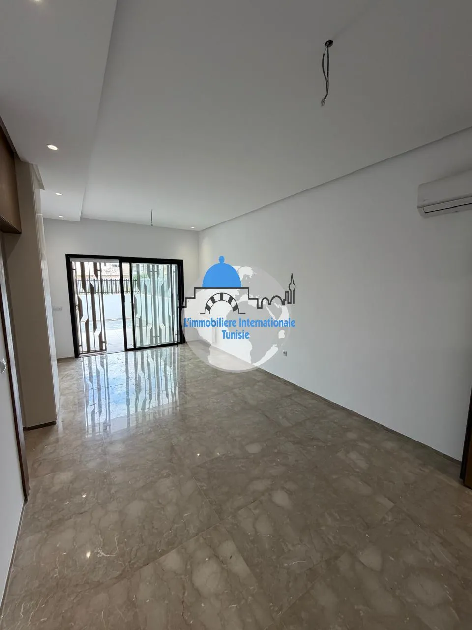 Location annuelle : Appartement de luxe en S+2 à -Sahloul 4