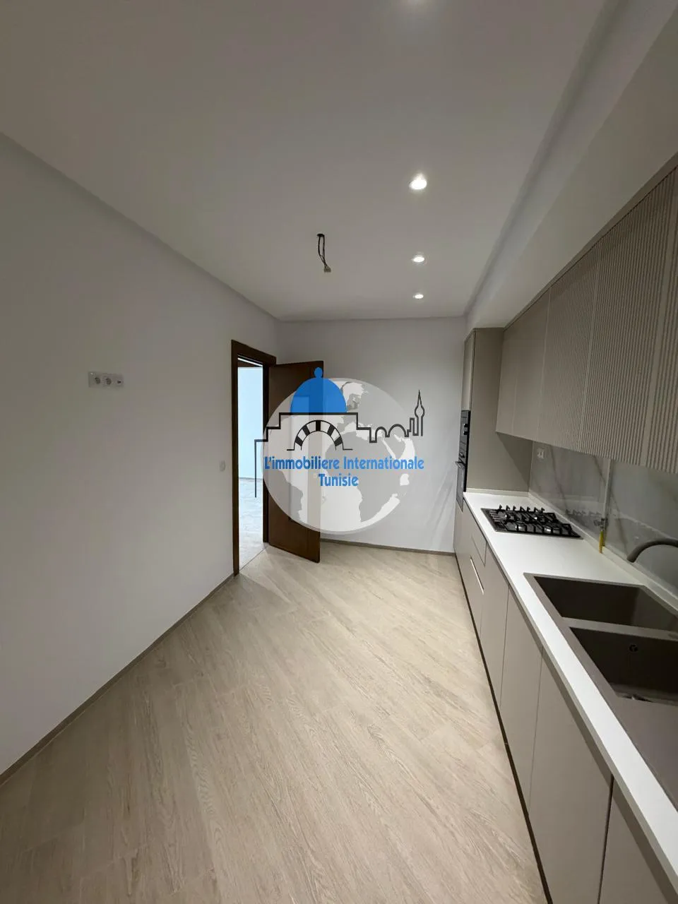 Location annuelle : Appartement de luxe en S+2 à -Sahloul 4