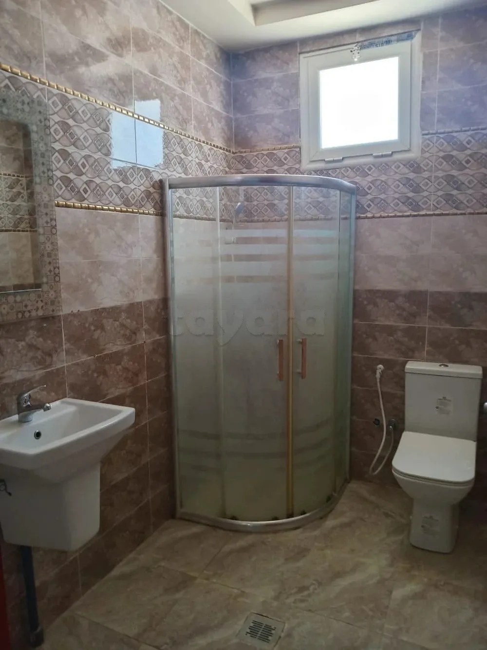 ETAGE DE MAISON S2