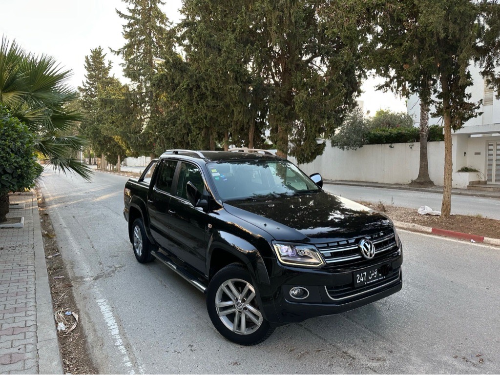 Tres propre  Amarok highlin plus importè bva full options double turbo