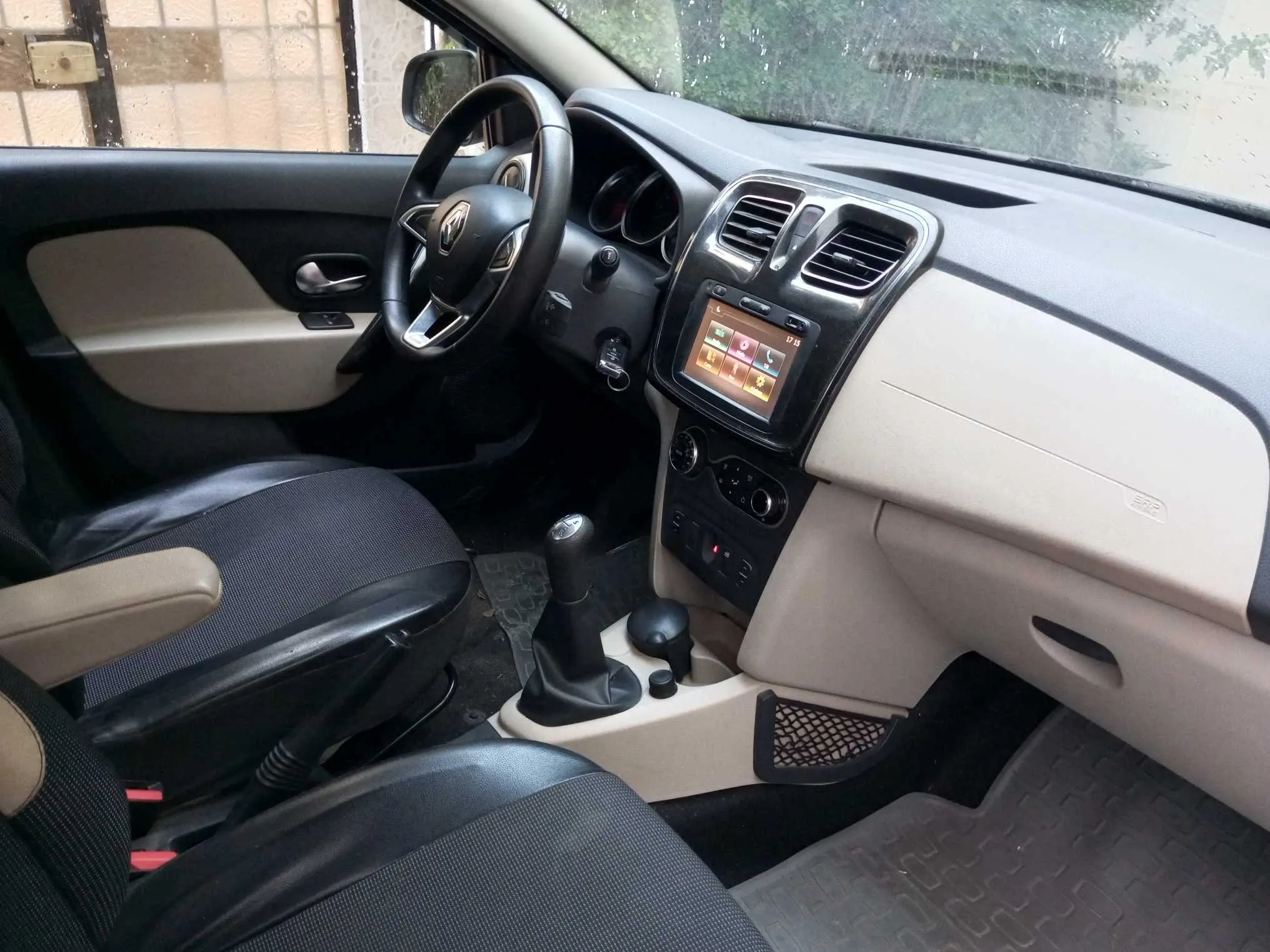 Renault symbol Élégance 50km série 198