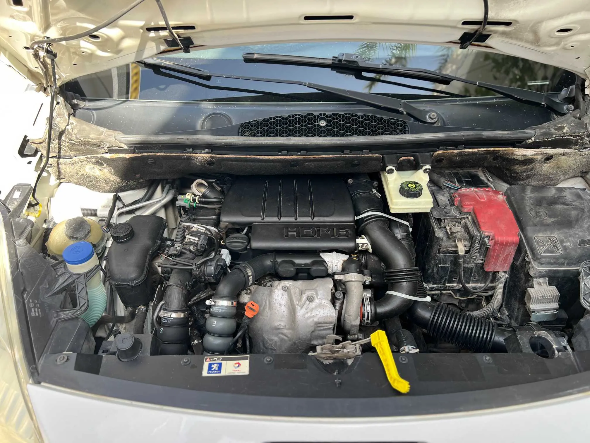 Peugeot partner B9