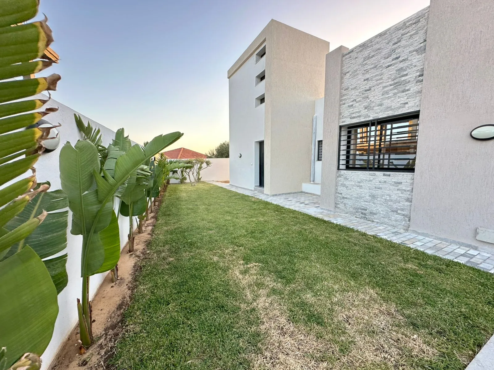 deux belles villas de plain pied nouvellement construites