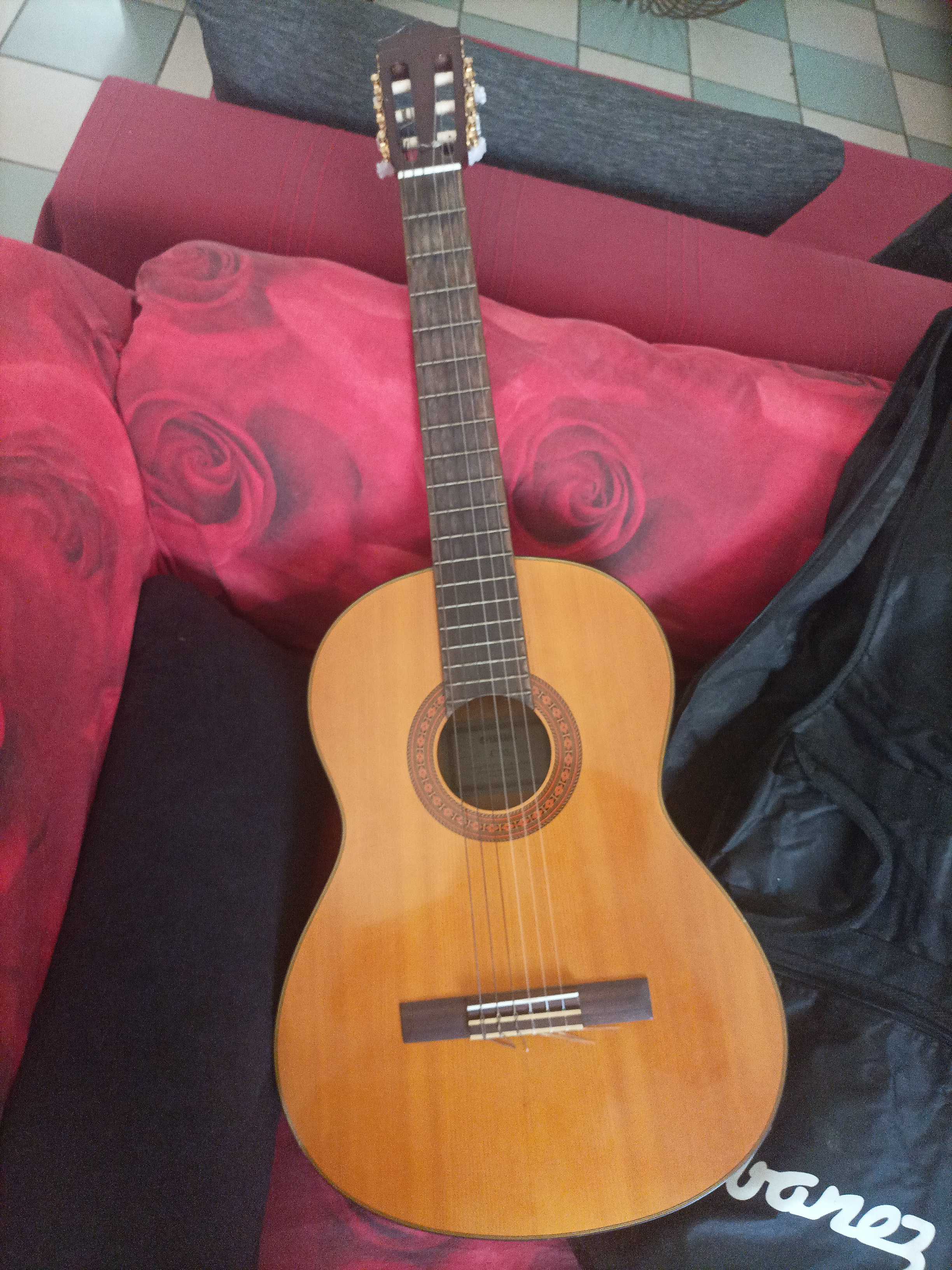 Gitar 