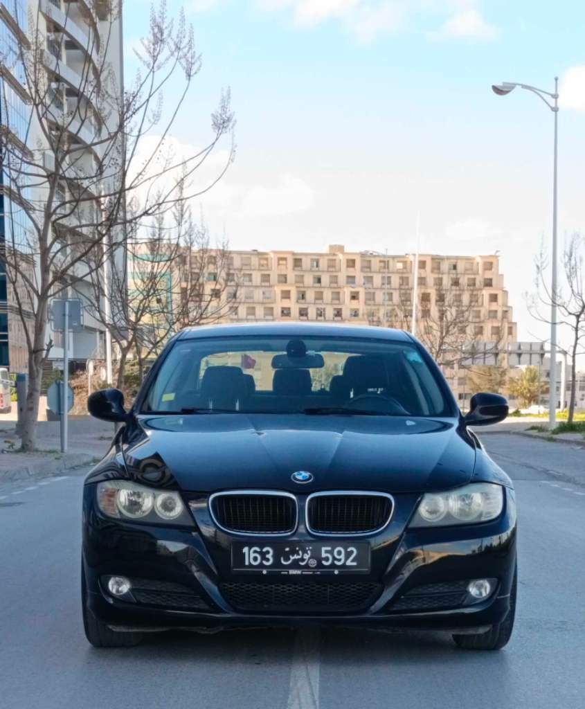 🚘 BMW E 90 318i
