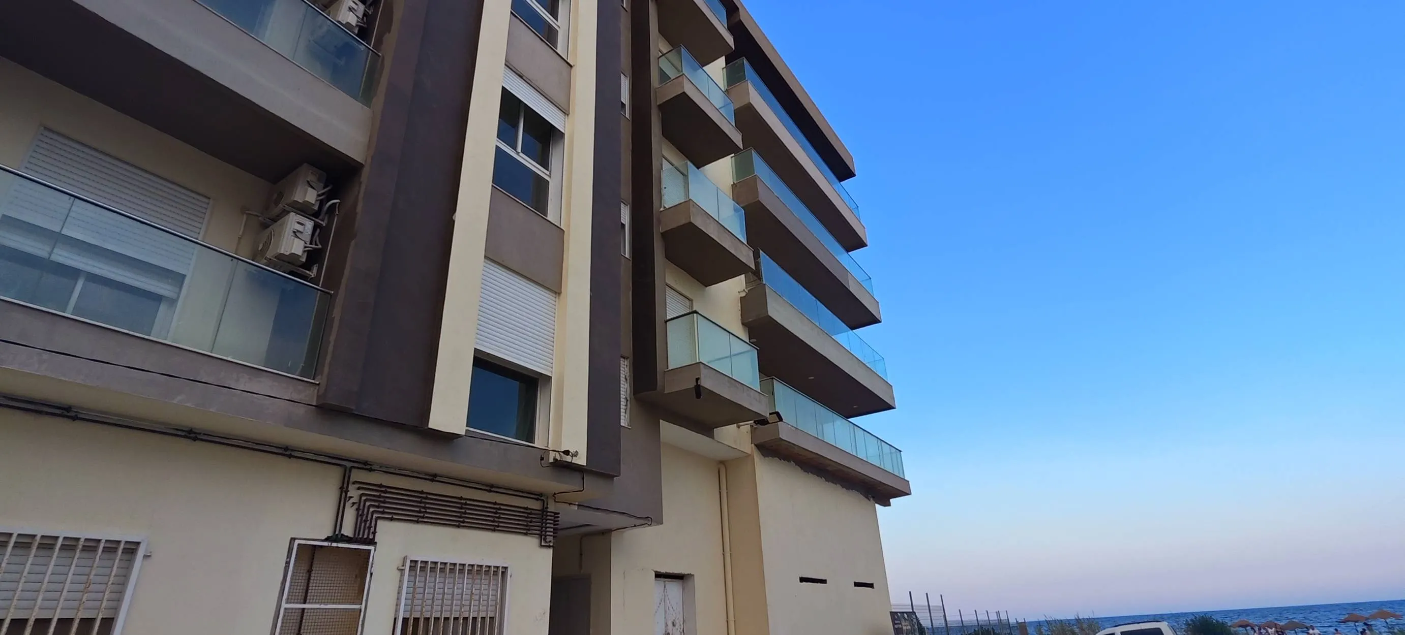 Vente d’appartement face à la mer – Chott Mariem