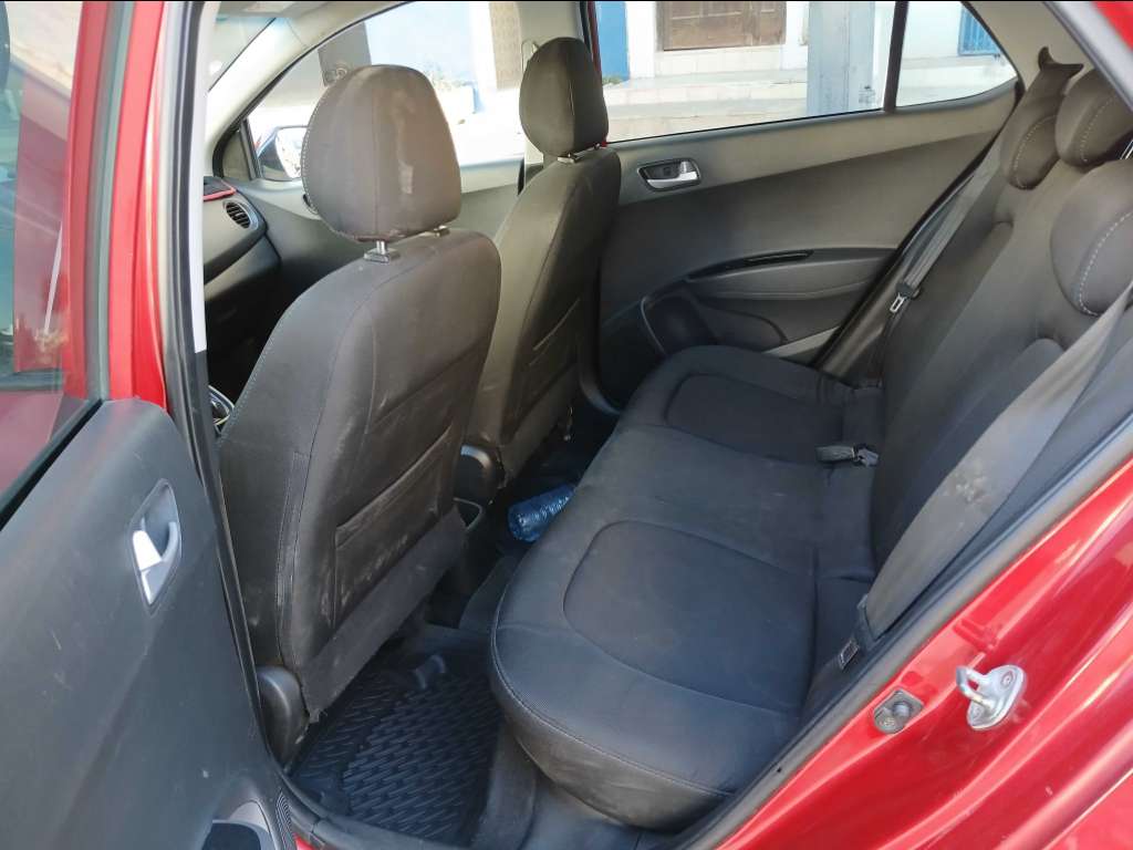 HYUNDAI GRANDE i10 ESSENCE 