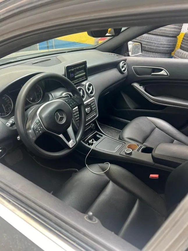 Mercedes A200