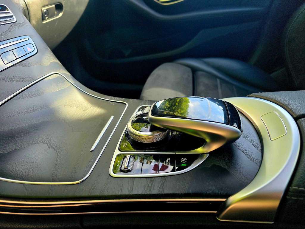 🇩🇪Mercedes C200 2020/08 serie249 50.000km🇩🇪
        ⛔️ on accepte l échange des voitures ⛔️
