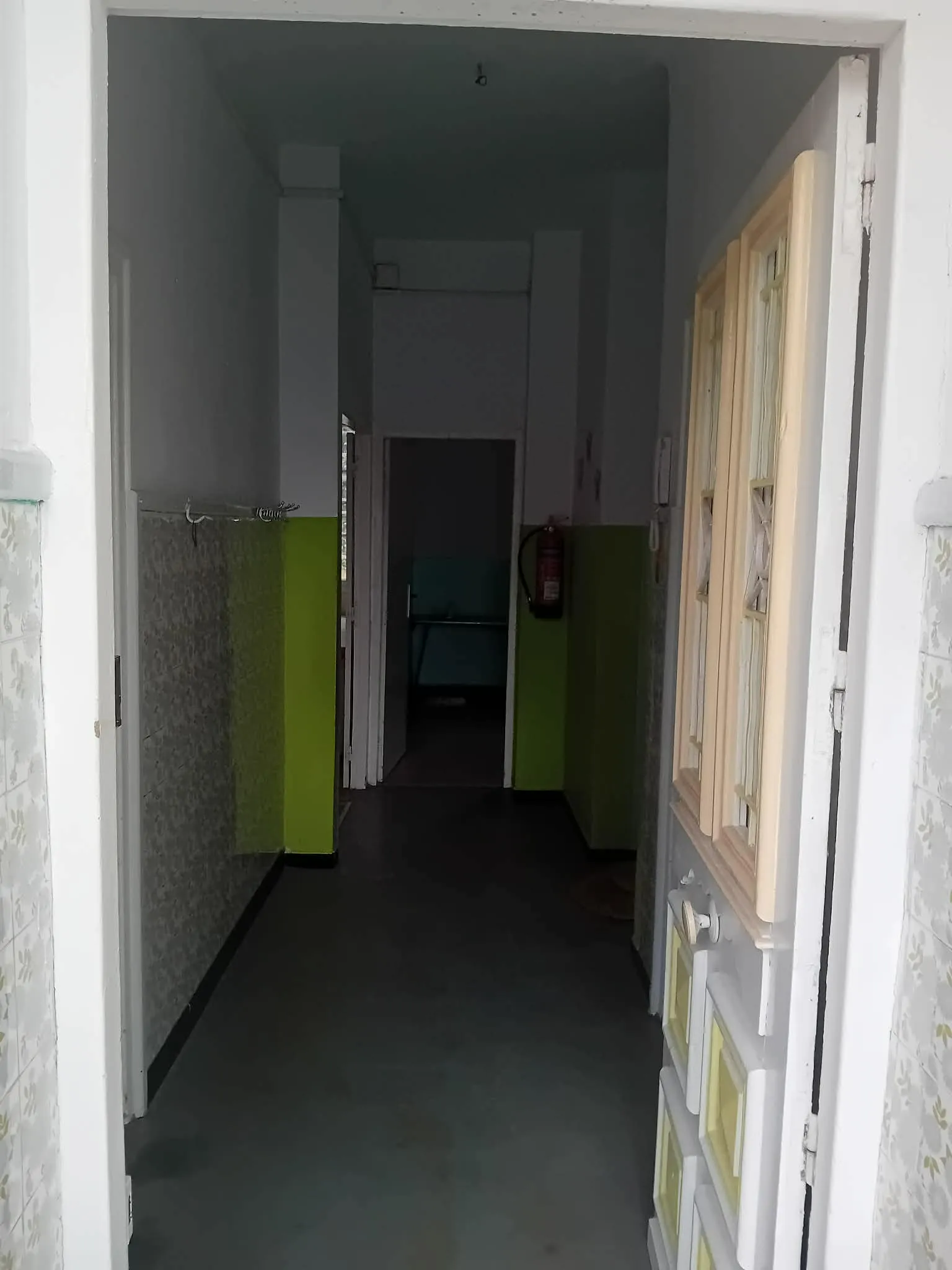 AL RDC villa bureau Den Den