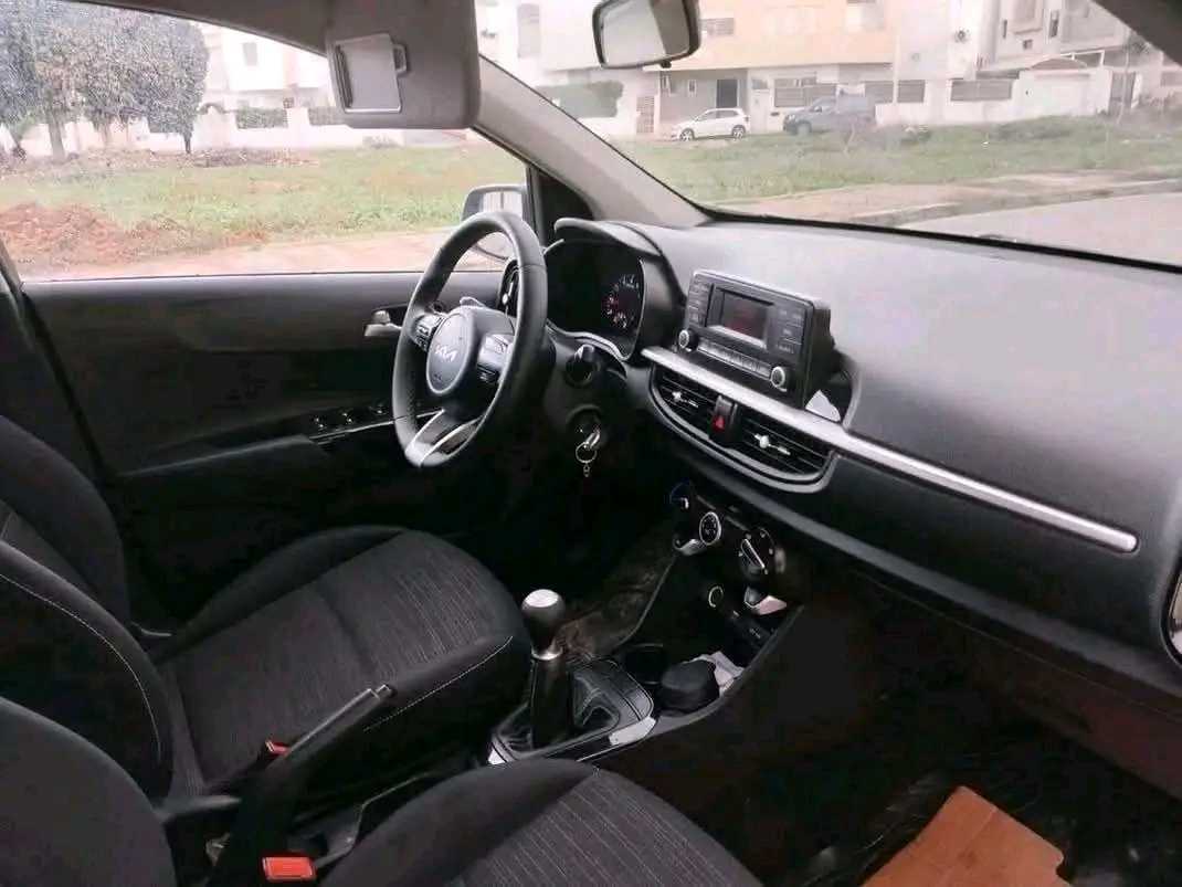KIA PICANTO GT LINE PREMIÈRE MAIN TRÈS PROPRE 