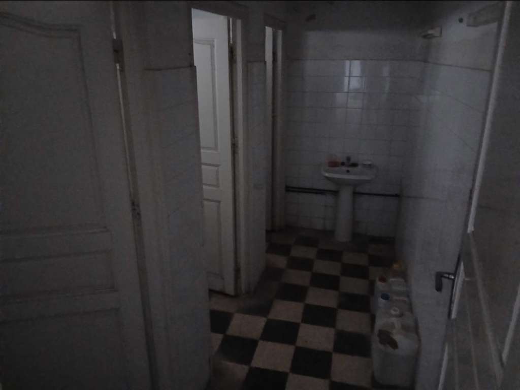 عقار للإيجار - محل تجاري / مستودع - أكودة