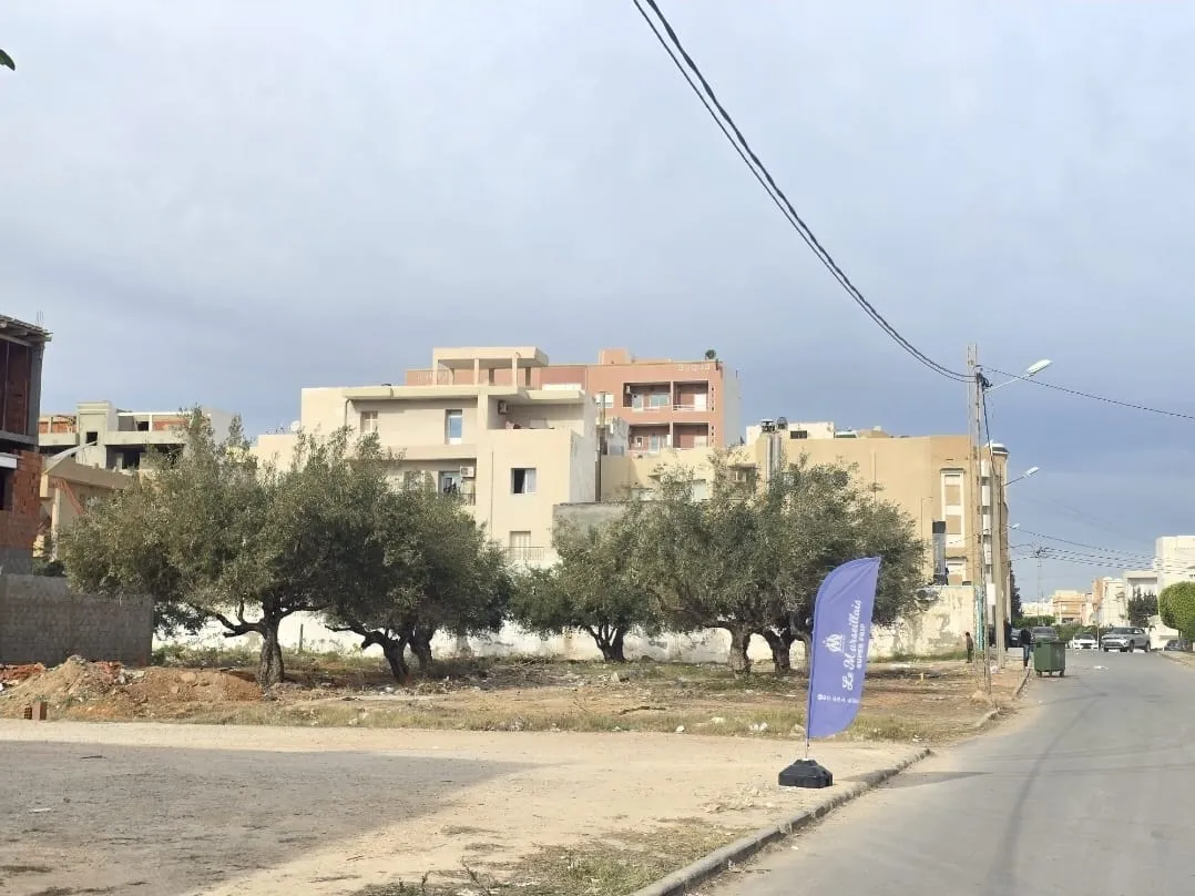 À VENDRE – TERRAINS DE PRESTIGE à.   Khzema Est – Sousse