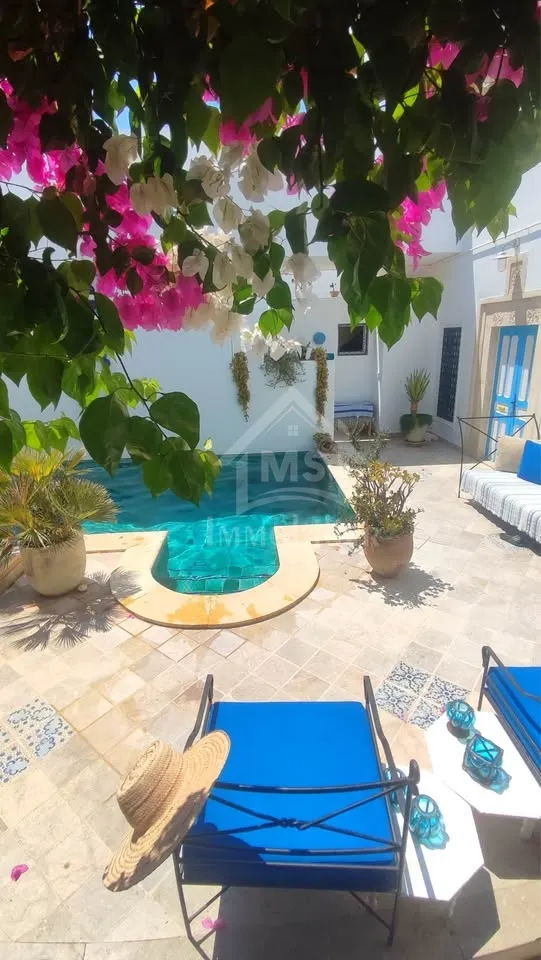 Maison arabesque avec piscine à Nabeul à vendre 51355351