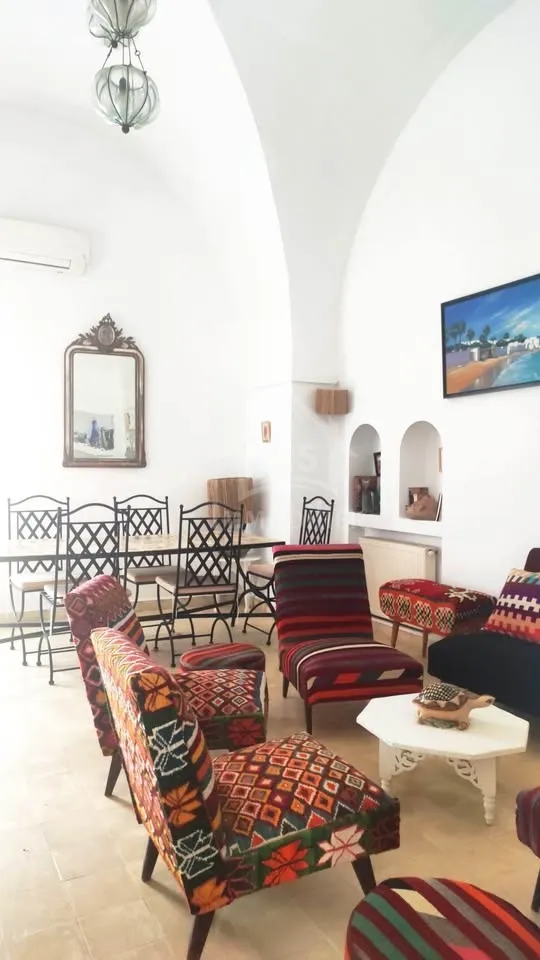 Maison arabesque avec piscine à Nabeul à vendre 51355351