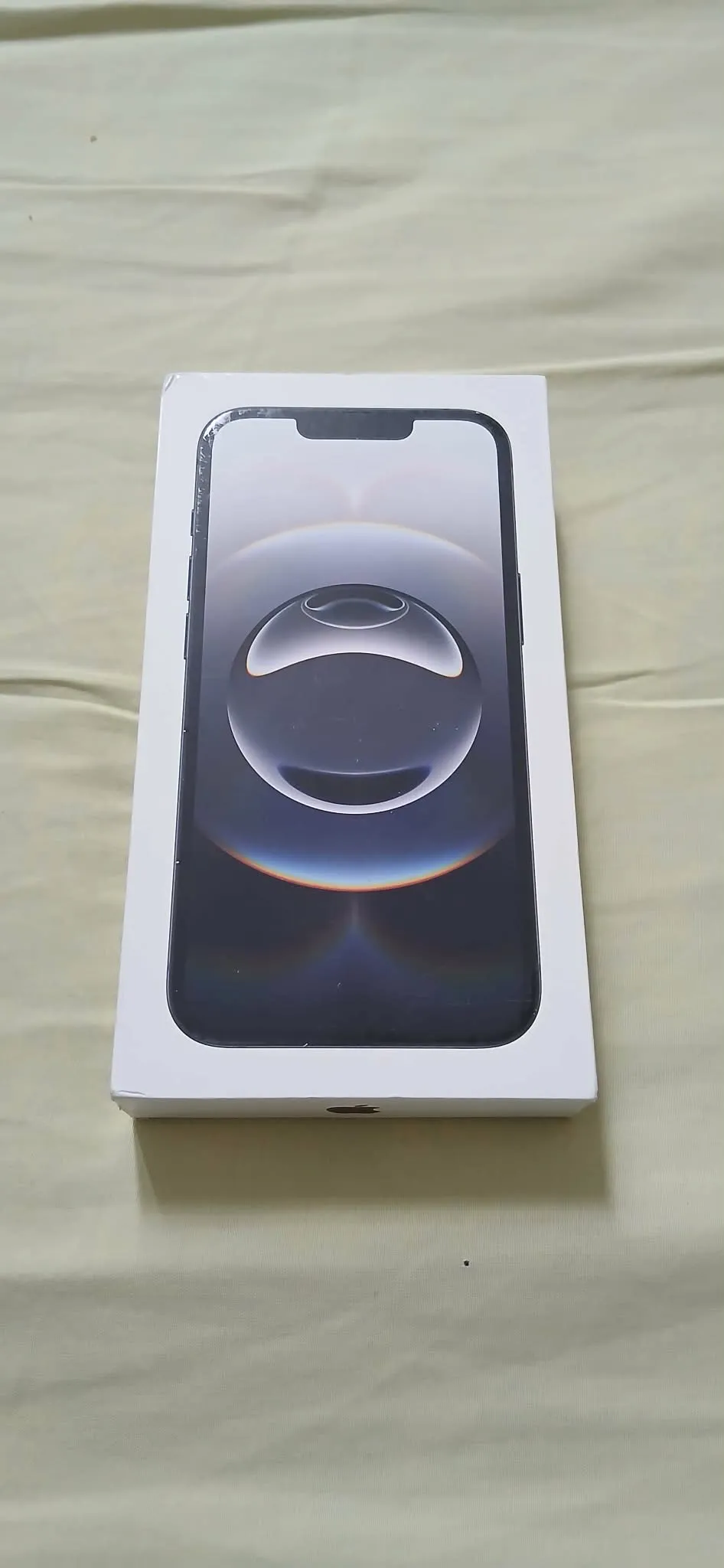Iphone 16e + Ces Accesoires+ Apple Watch se 2ge