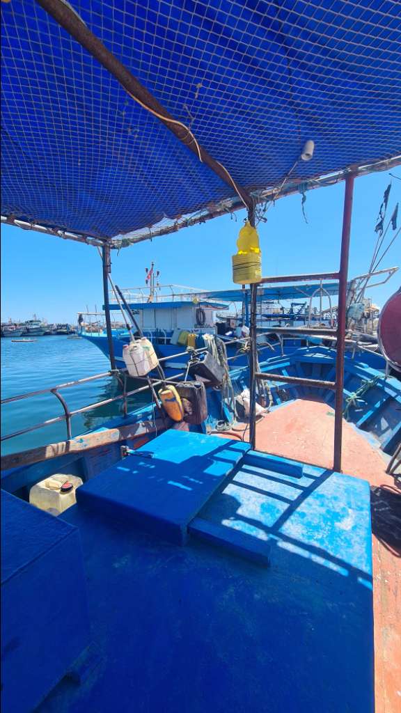 فلوكة صيد كامل السواحل،  الطول 7.75متر
أوراقها الكل مريقلة.
(26343373) رقم الهاتف