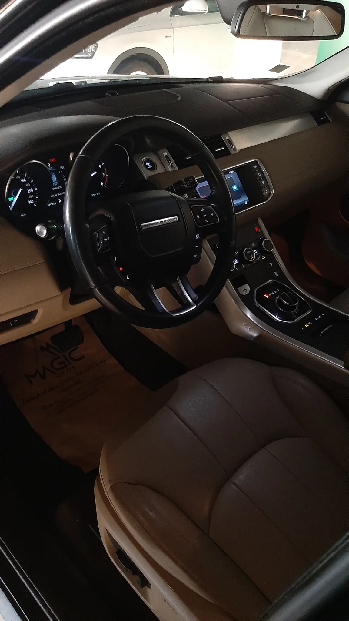 RANGE ROVER EVOQUE