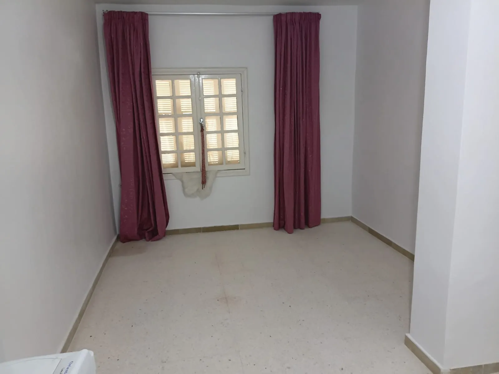  APPARTEMENT S+2 À CITÉ ENKHILET