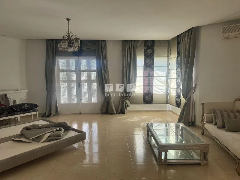 Villa MRAD (Réf: V2816)
