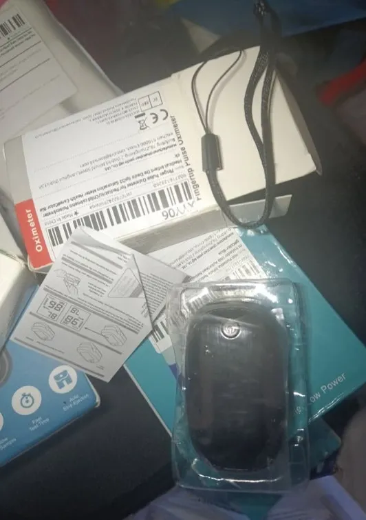 Oxymètre de pouls au doigt, compteur de saturation de l'oxygène , Portable