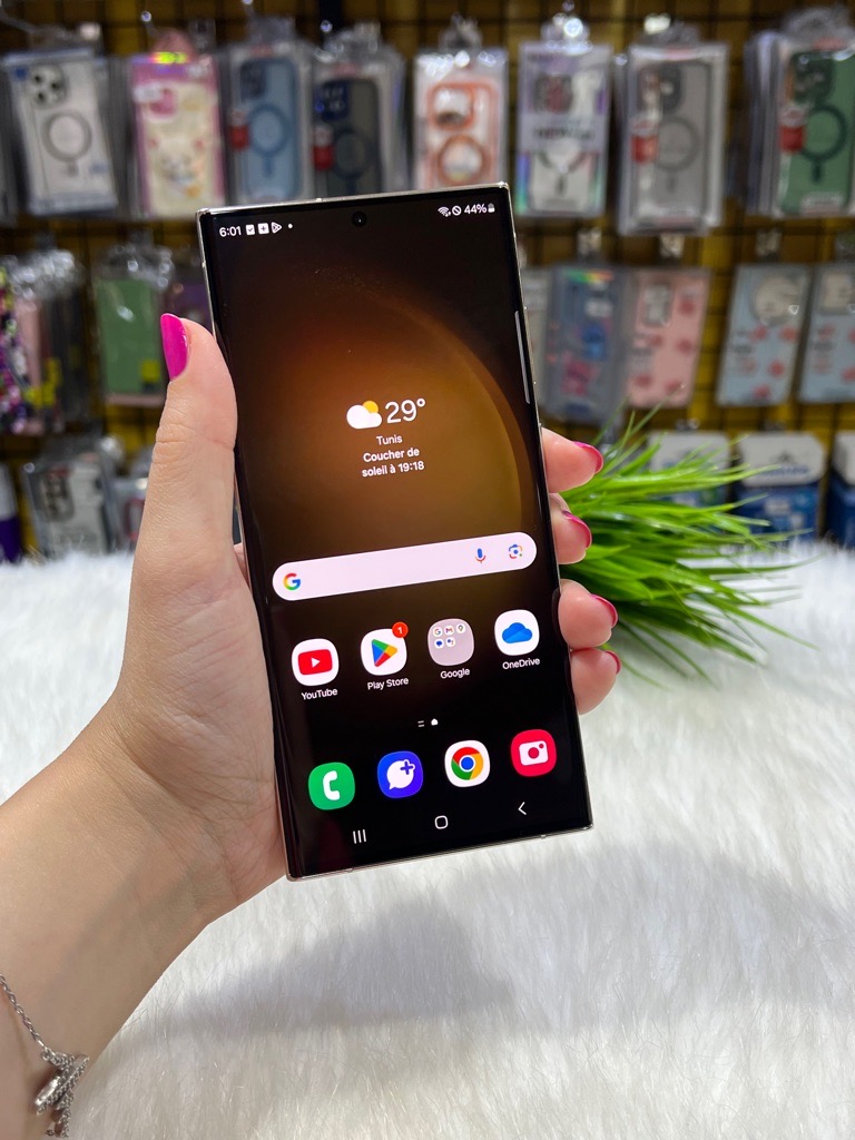 Samsung S23 ultra 5G (12Gb/256Gb) snapdragon 