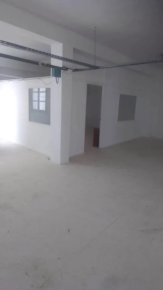 🏢 Local à louer – 340 m² – Khniss, Monastir