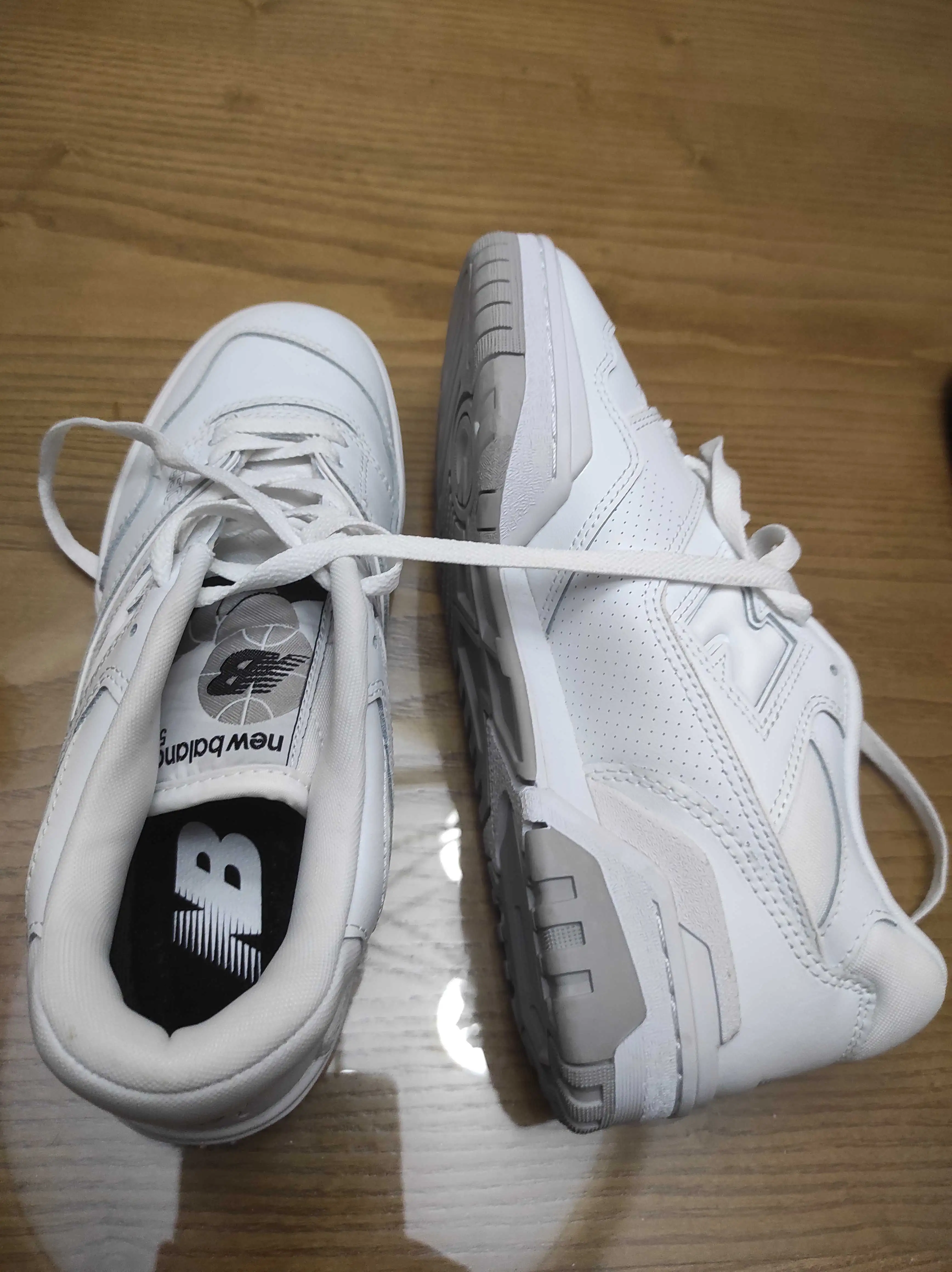 New Balance 550