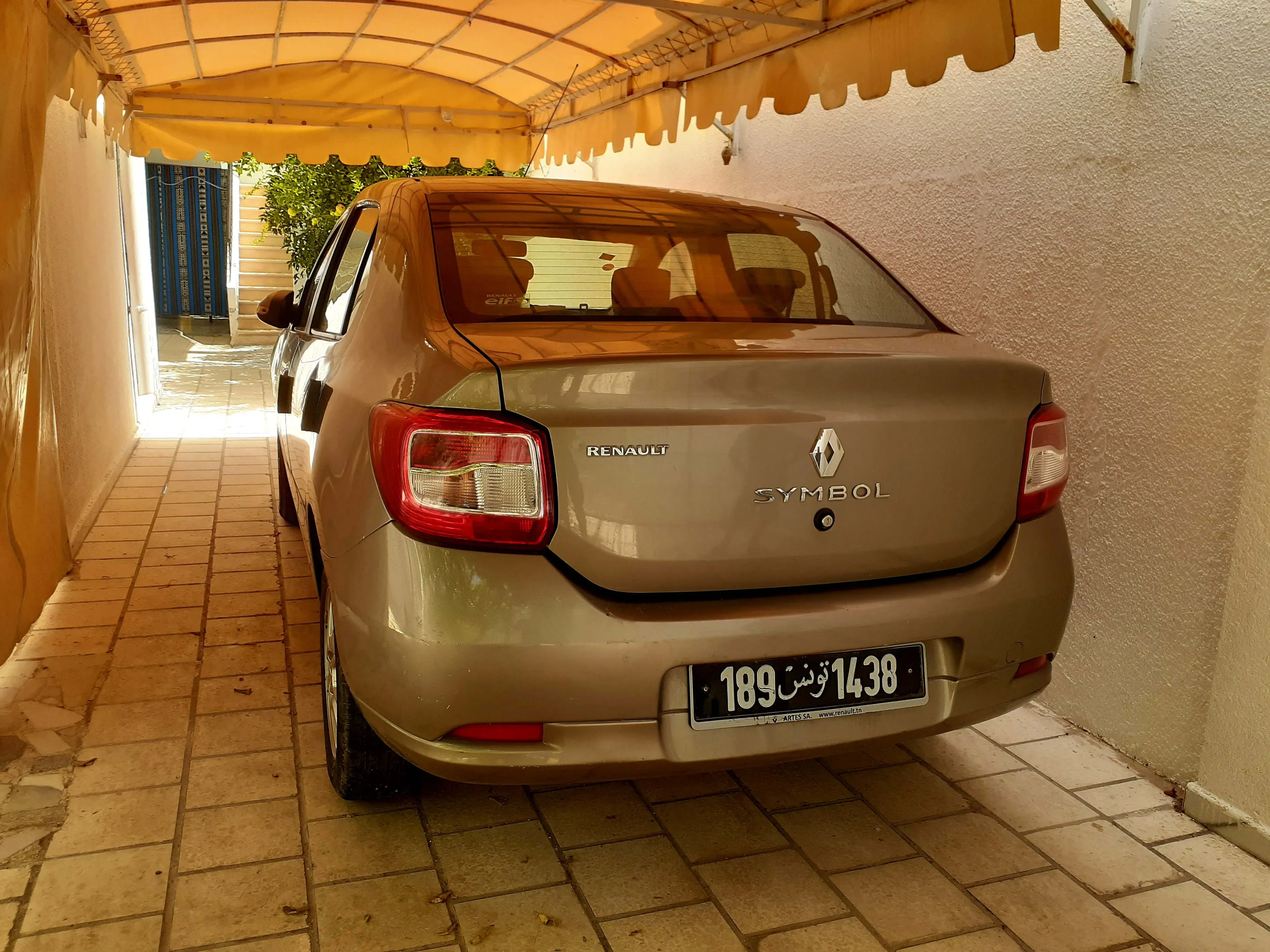Renault symbol Élégance première main tu 189