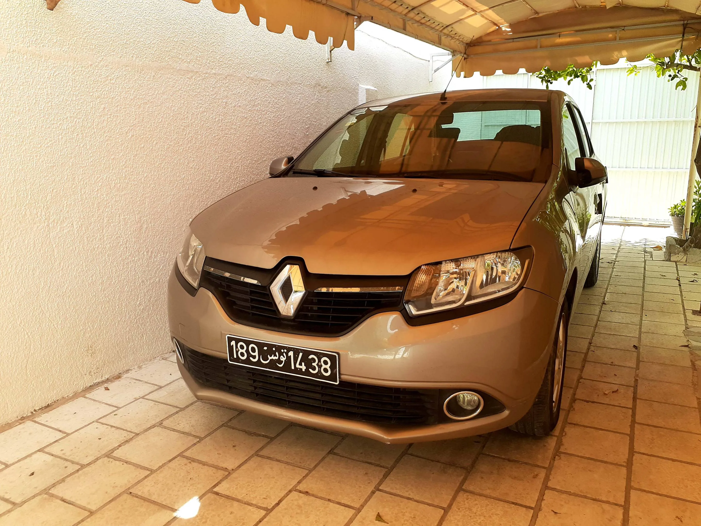 Renault symbol Élégance première main tu 189
