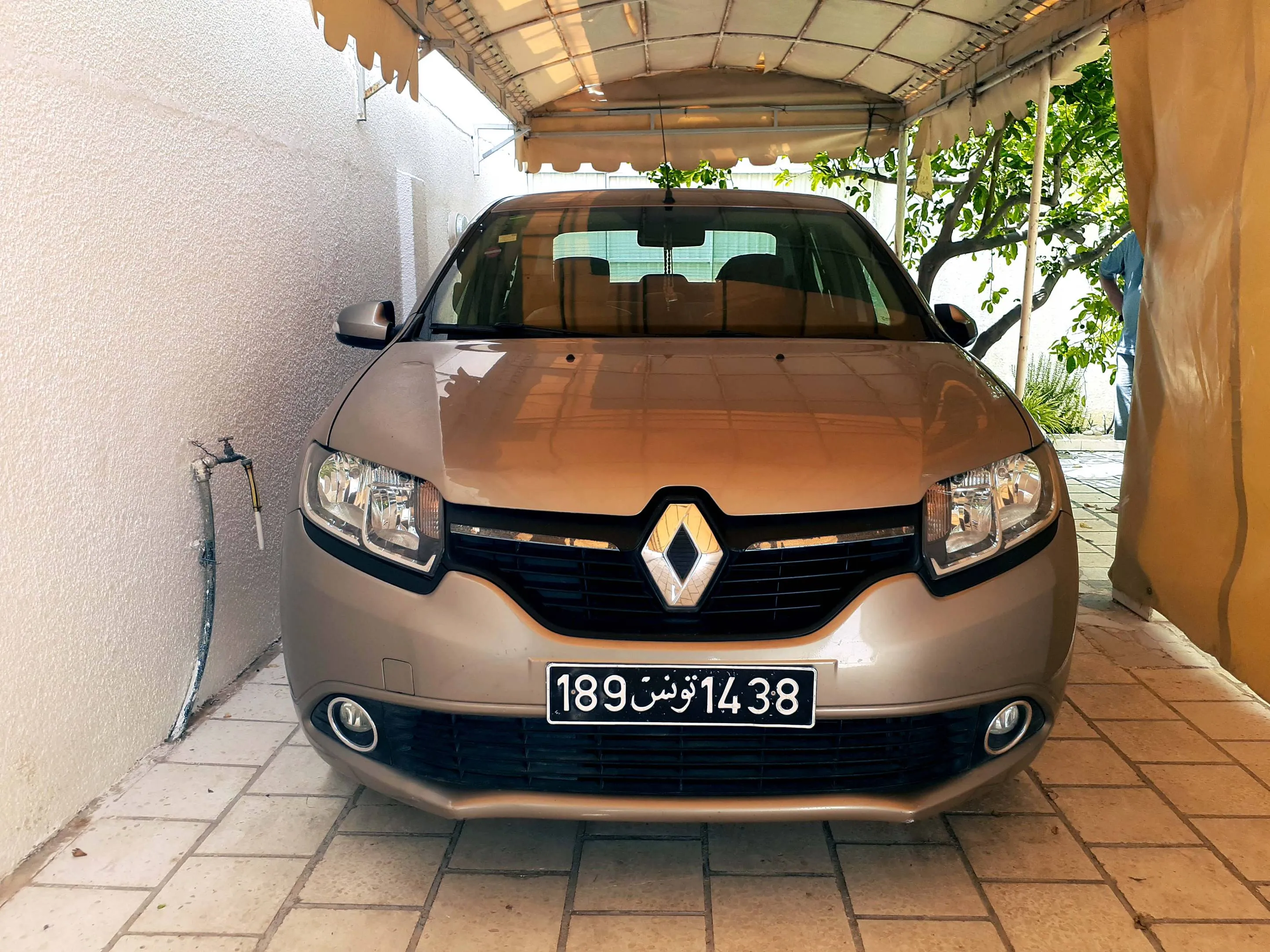 Renault symbol Élégance première main tu 189