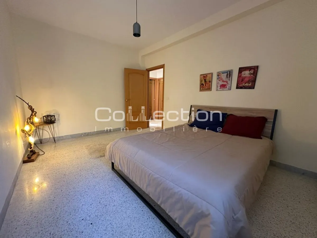 A Vendre un Appartement S+3 à Gammarth