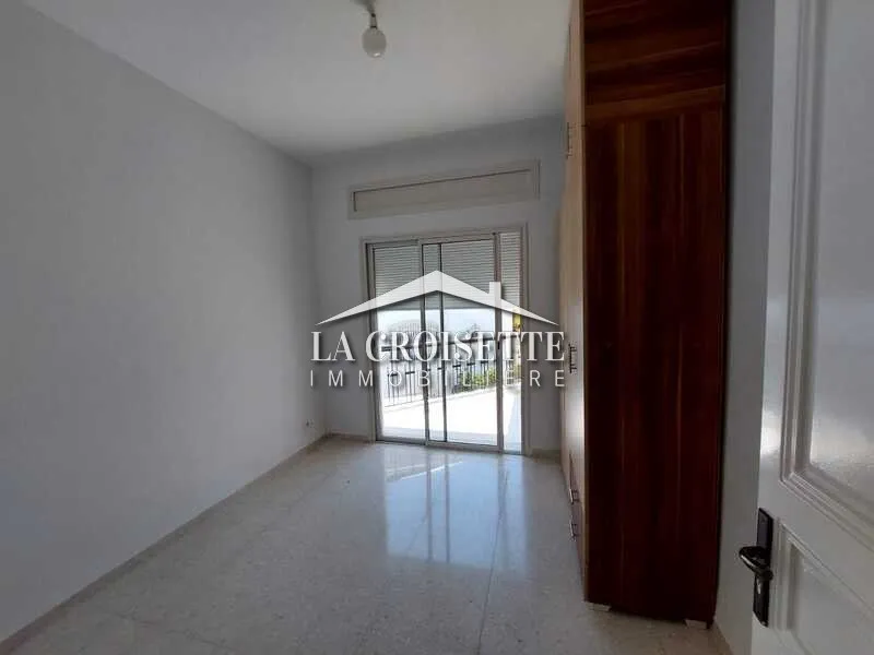 Villa S+5 à La Marsa MVL0217